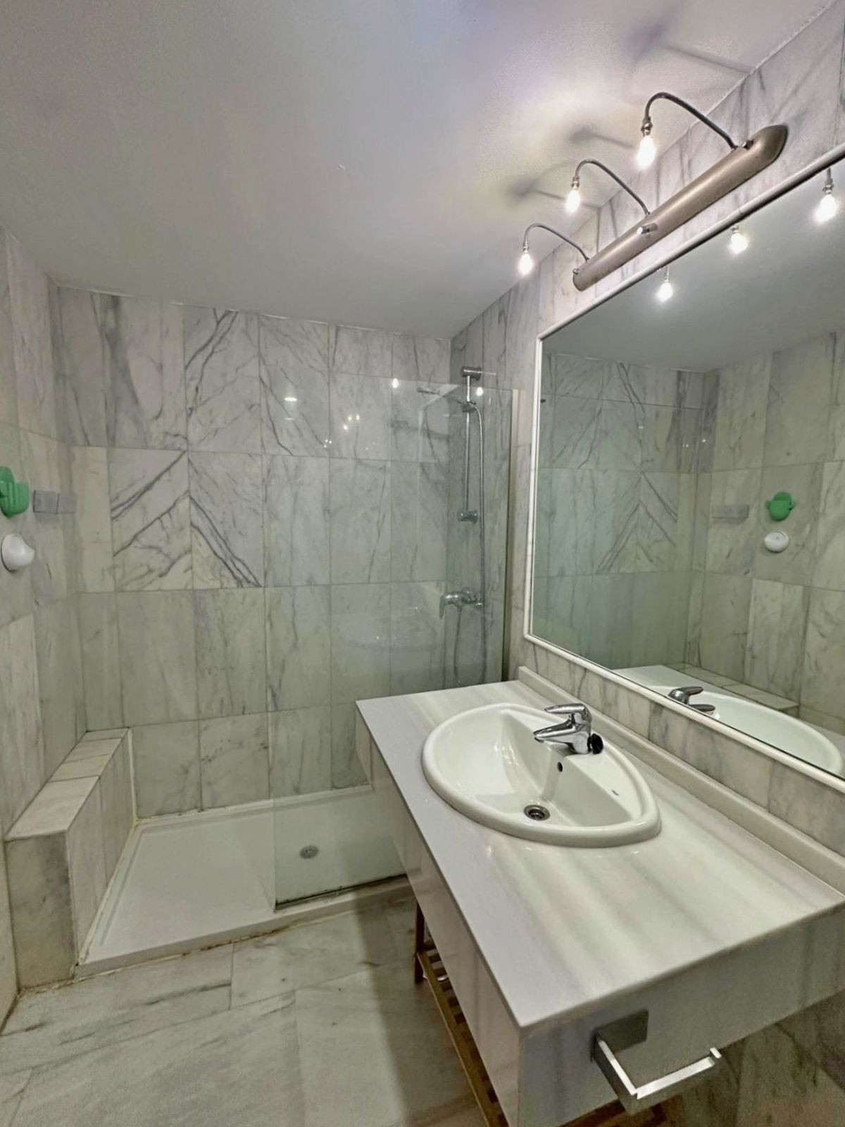 Se vende Apartamento Planta Media de 1 dormitorios en Costa Del Sol, Málaga, España
