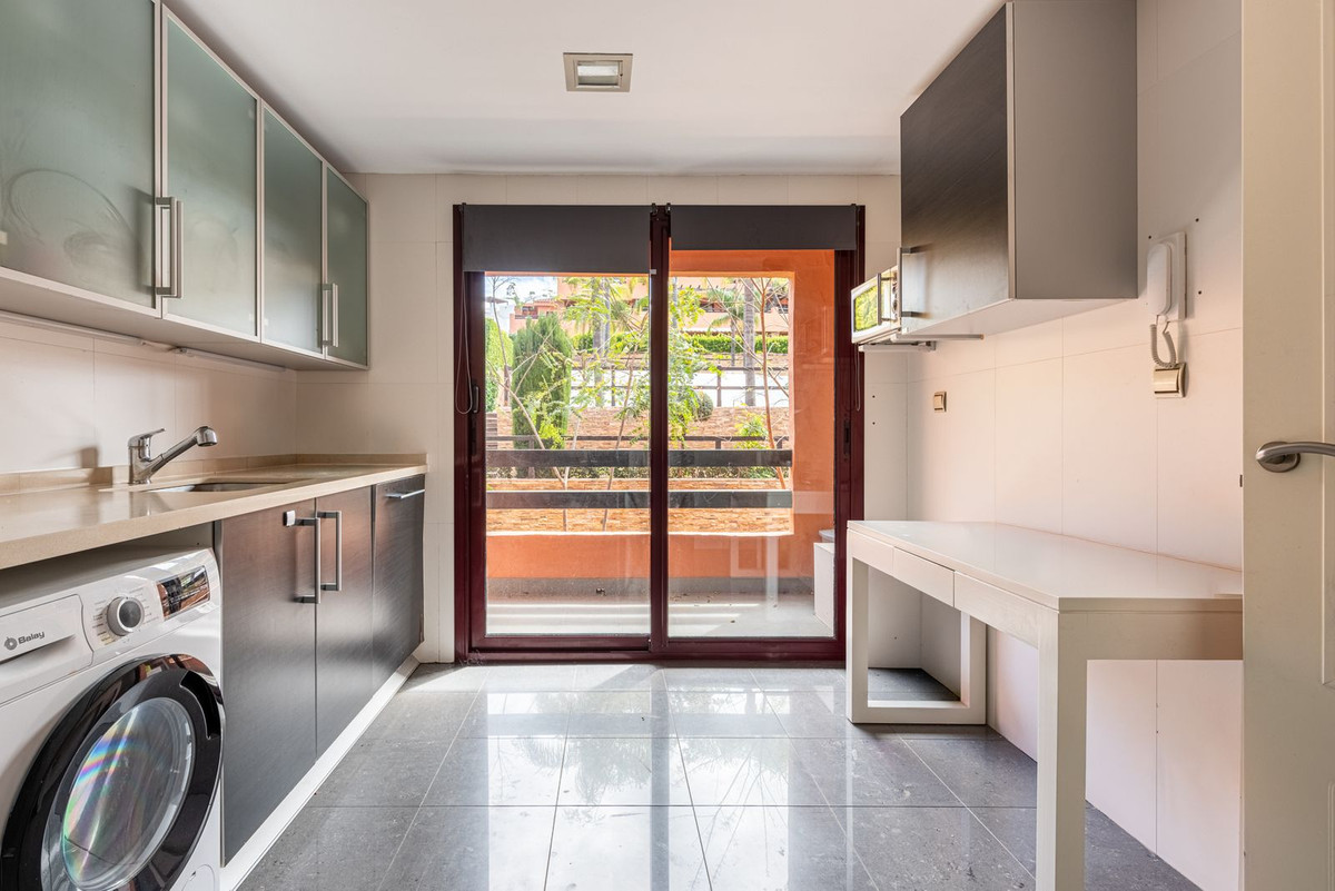 3 Bed Apartment for sale in Casares Costa Del Sol, Málaga, Spain