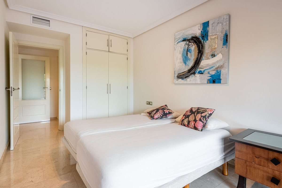 3 Bed Apartment for sale in Casares Costa Del Sol, Málaga, Spain
