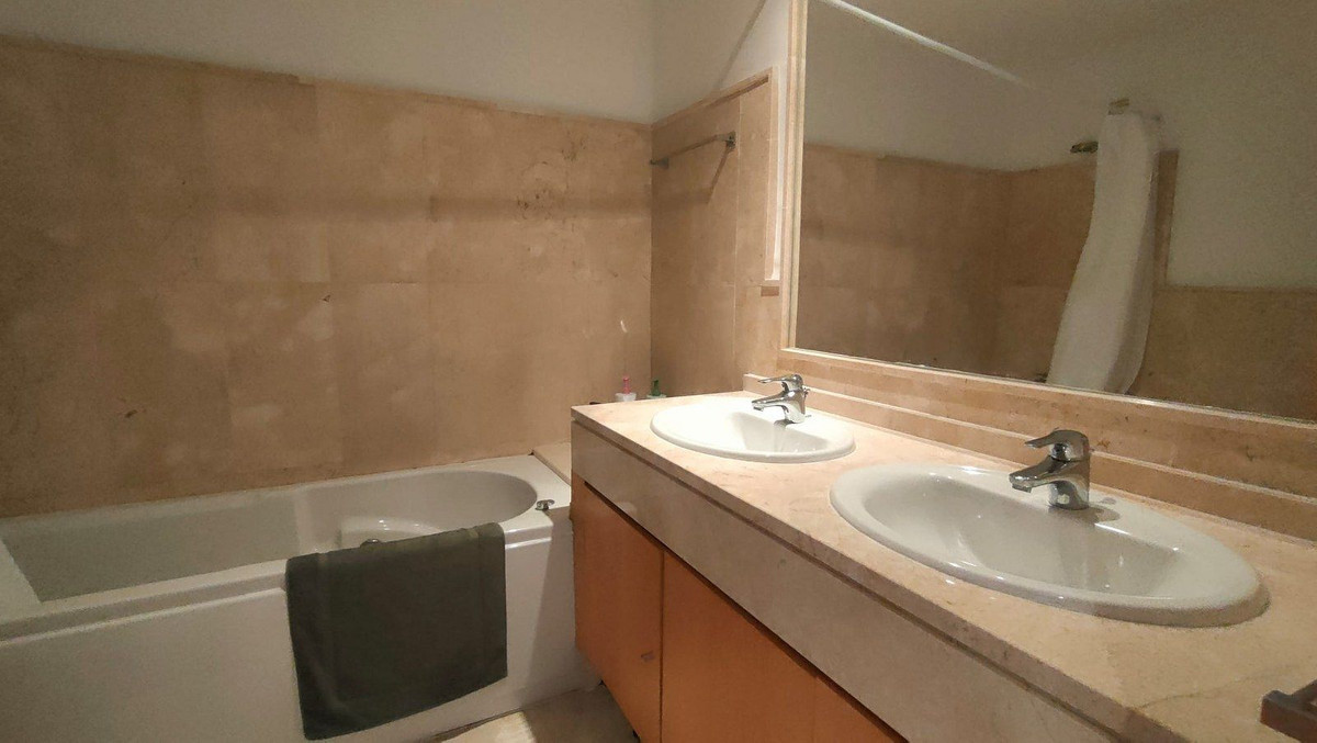 2 Bed Apartment for sale in Casares Playa Costa Del Sol, Málaga, Spain