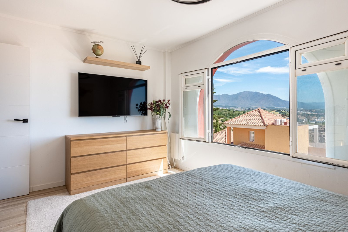 Se vende Apartamento Planta Media de 2 dormitorios en Costa Del Sol, Málaga, España