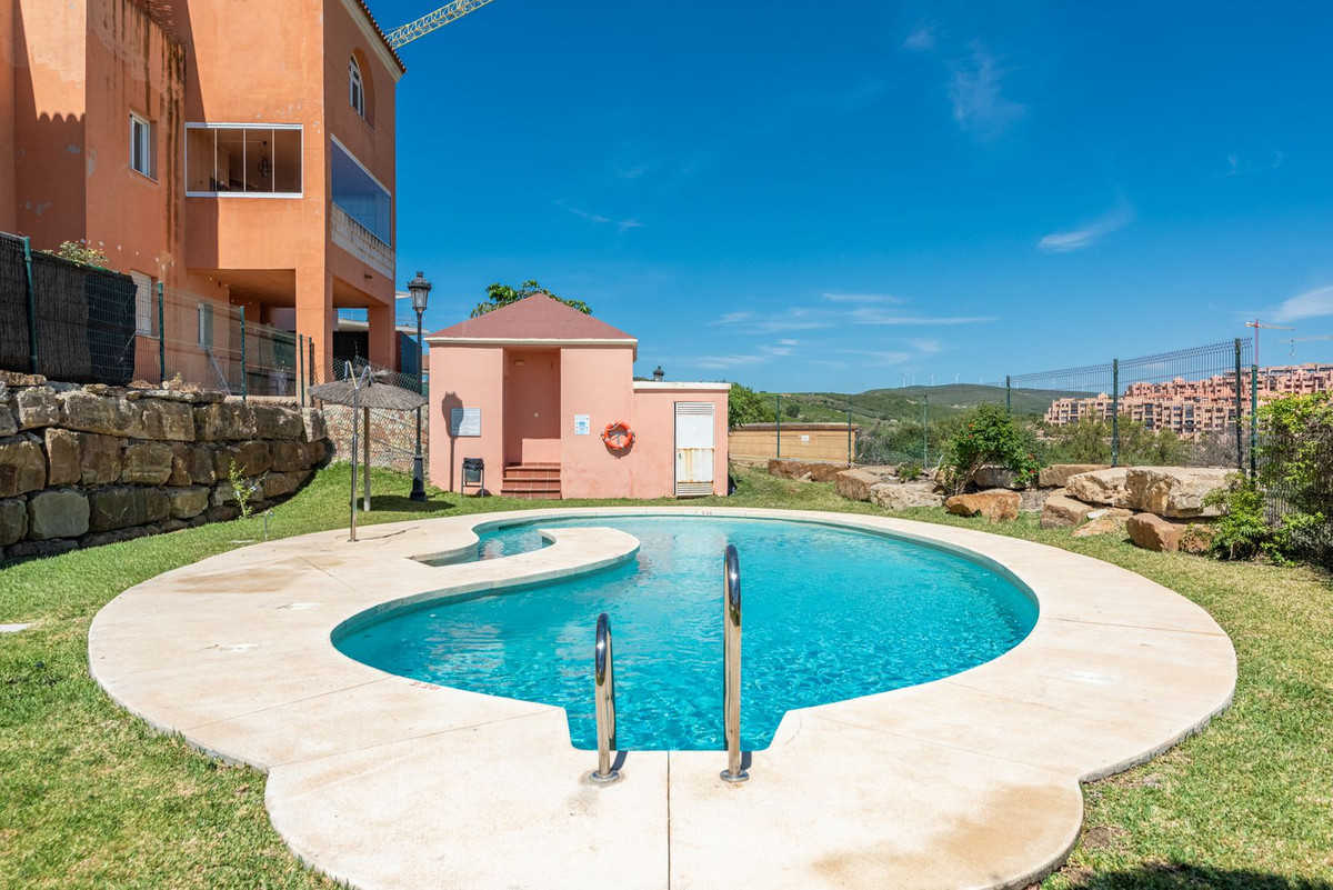 Se vende Apartamento Planta Media de 2 dormitorios en Costa Del Sol, Málaga, España