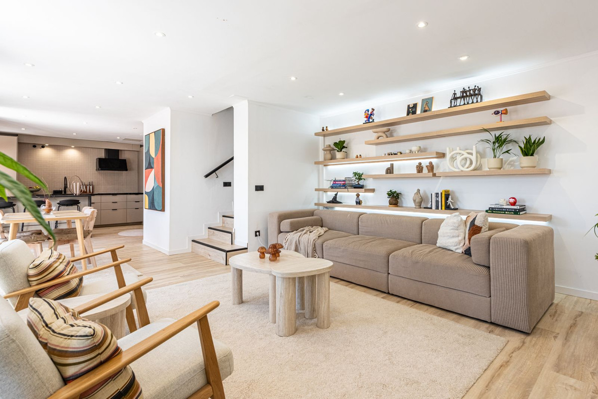 Se vende Apartamento Planta Media de 2 dormitorios en Costa Del Sol, Málaga, España