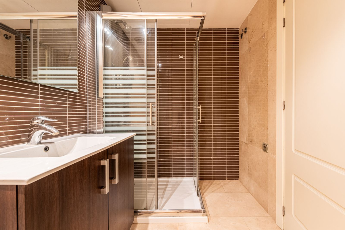 Se vende Apartamento Planta Baja de 2 dormitorios en Costa Del Sol, Málaga, España