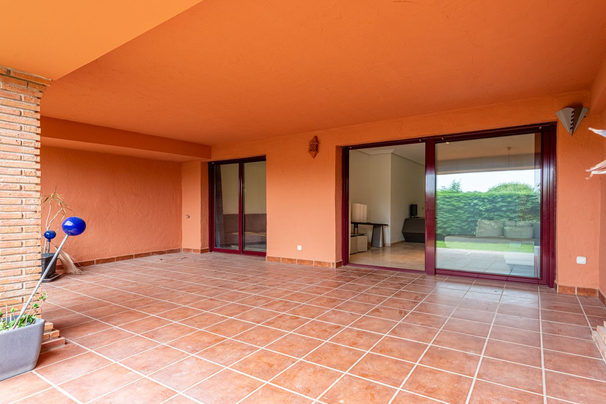 Se vende Apartamento Planta Baja de 2 dormitorios en Costa Del Sol, Málaga, España