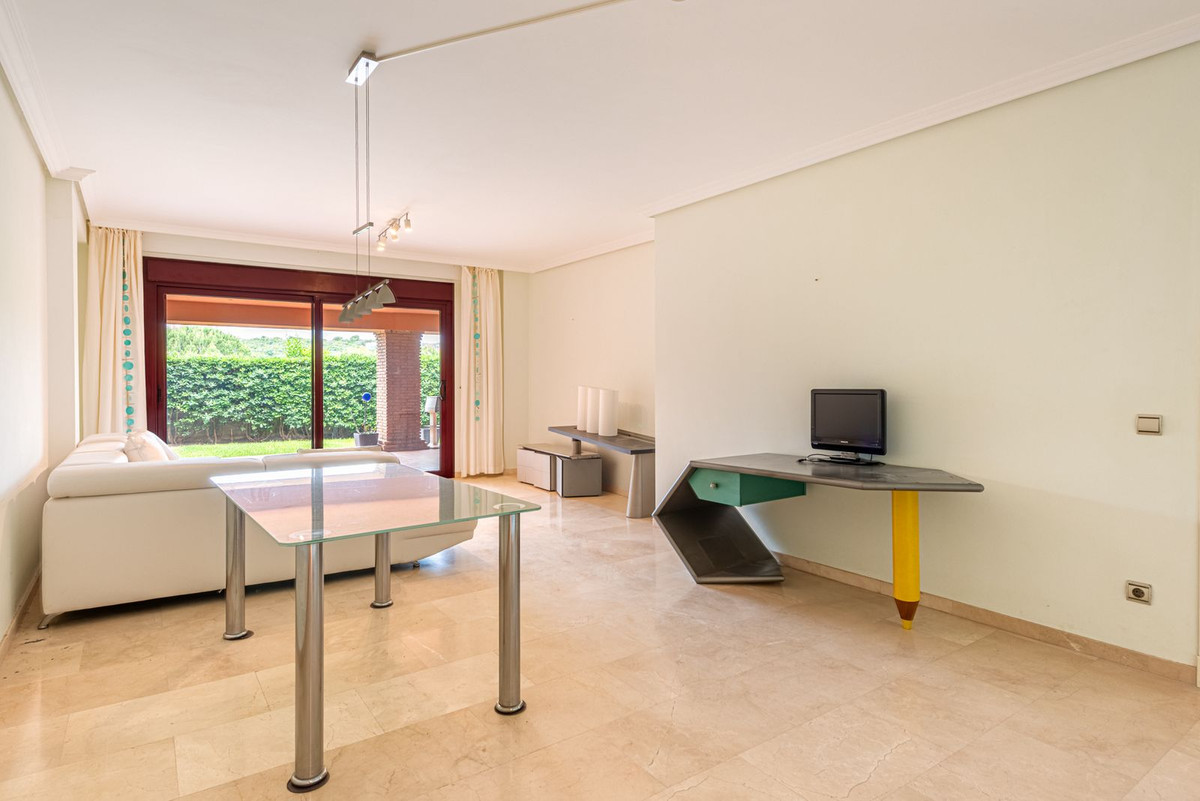 Se vende Apartamento Planta Baja de 2 dormitorios en Costa Del Sol, Málaga, España