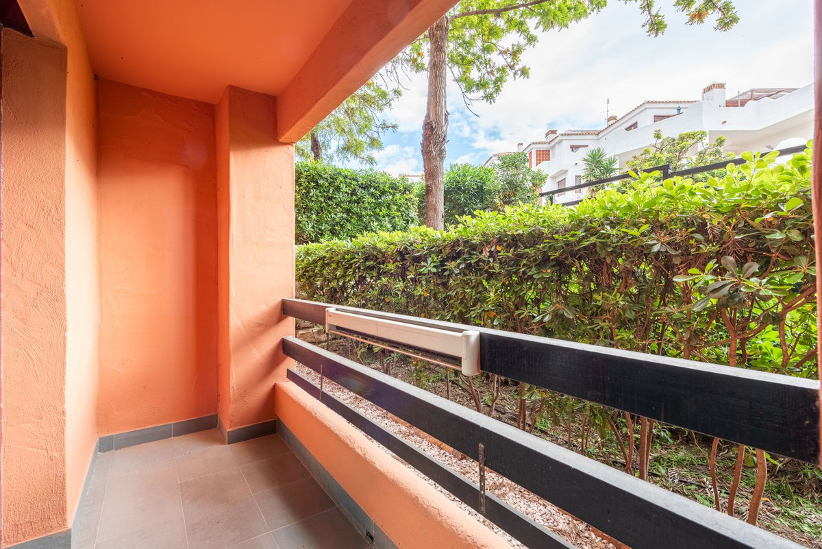 Se vende Apartamento Planta Baja de 2 dormitorios en Costa Del Sol, Málaga, España