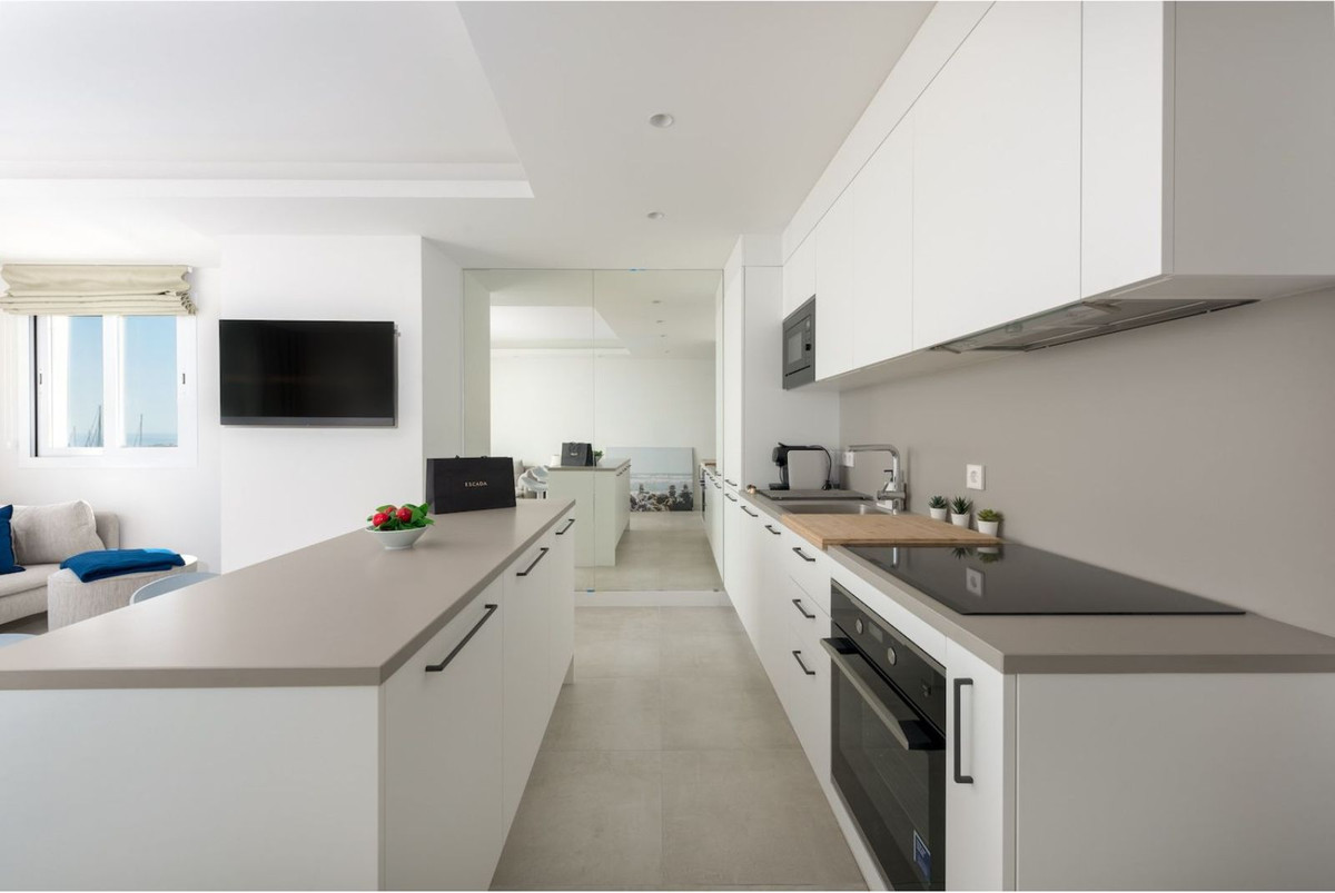 2 Bed Apartment for sale in Puerto Banús Costa Del Sol, Málaga, Spain