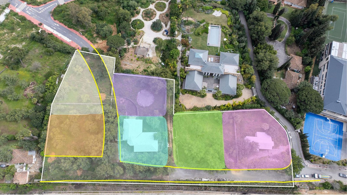 Se vende Terreno Urbano  en Costa Del Sol, Málaga, España
