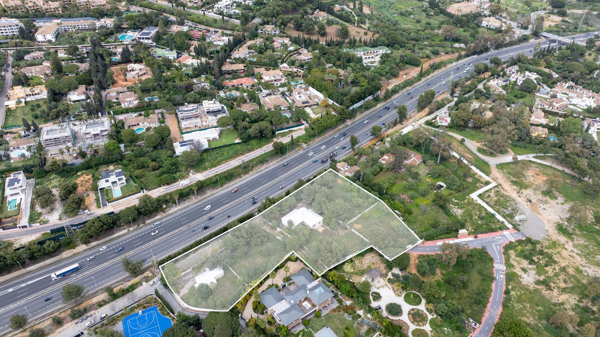 Se vende Terreno Urbano  en Costa Del Sol, Málaga, España