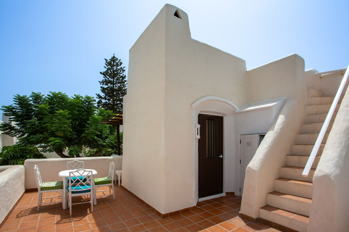 Se vende Apartamento en Planta Última de 1 dormitorios en Costa Del Sol, Málaga, España