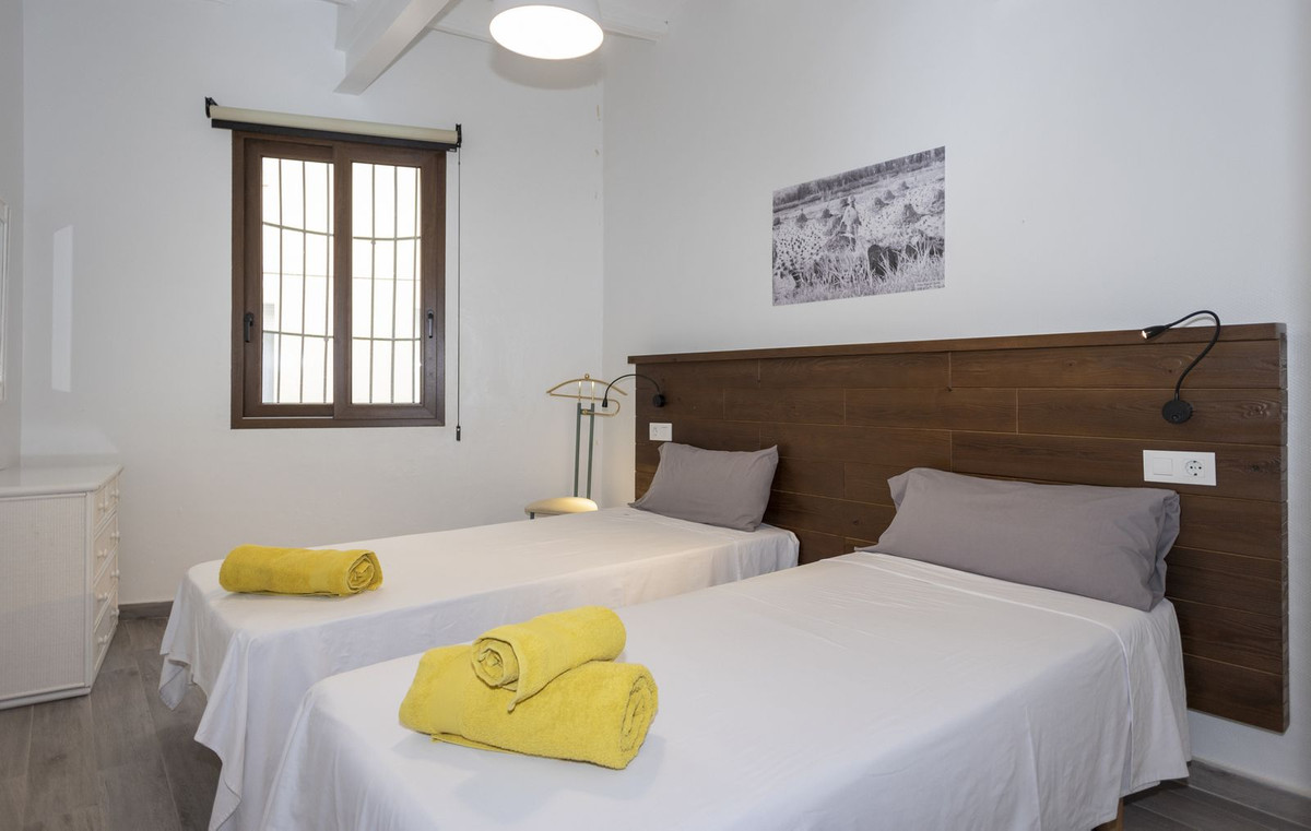 Se vende Adosada de 7 dormitorios en Costa Blanca, Alicante, España