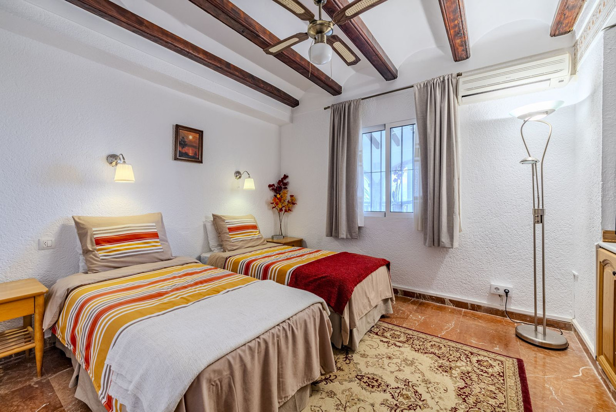 6 Bed Townhouse for sale in Javea Costa Blanca, Alicante, Spain