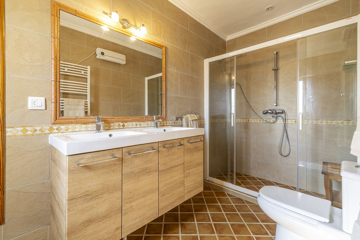 6 Bed Townhouse for sale in Javea Costa Blanca, Alicante, Spain