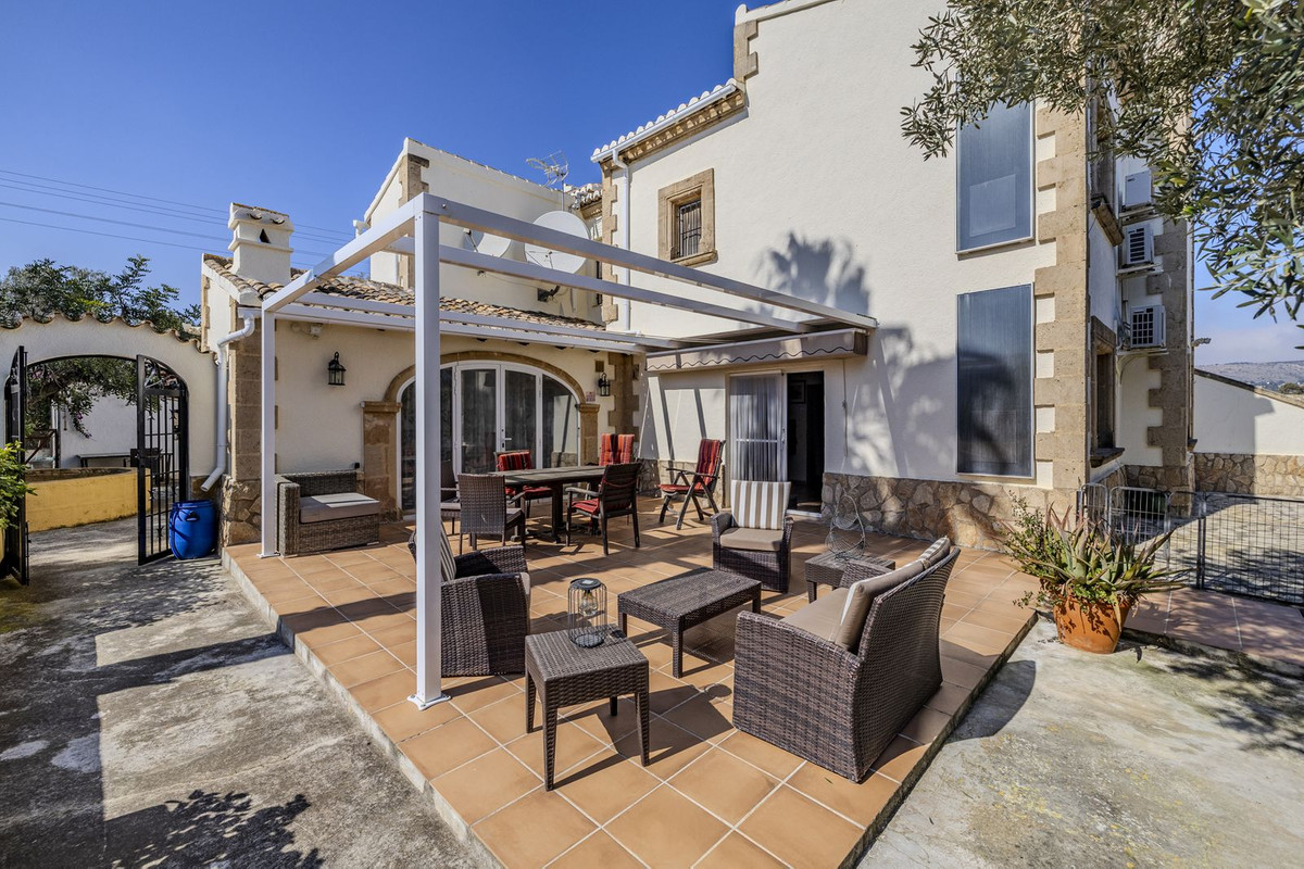 6 Bed Townhouse for sale in Javea Costa Blanca, Alicante, Spain