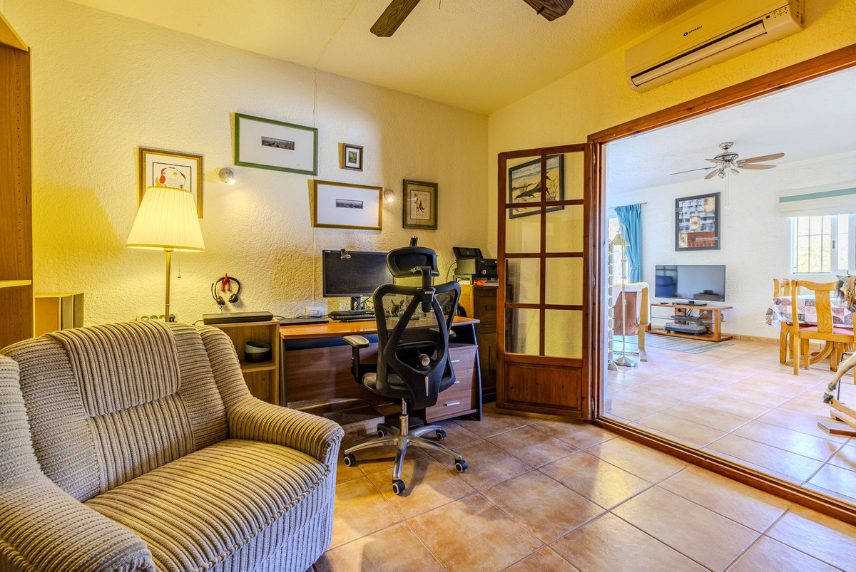 6 Bed Townhouse for sale in Javea Costa Blanca, Alicante, Spain