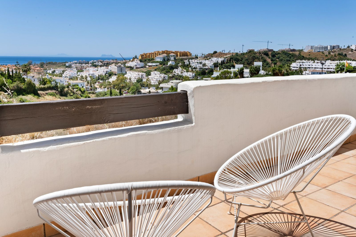 3 Bed Townhouse for sale in Estepona Costa Del Sol, Málaga, Spain