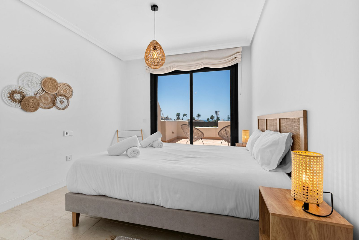 3 Bed Townhouse for sale in Estepona Costa Del Sol, Málaga, Spain