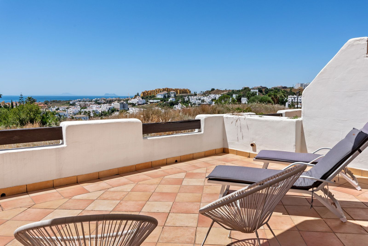 3 Bed Townhouse for sale in Estepona Costa Del Sol, Málaga, Spain