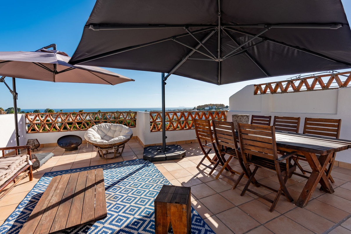 3 Bed Townhouse for sale in Estepona Costa Del Sol, Málaga, Spain