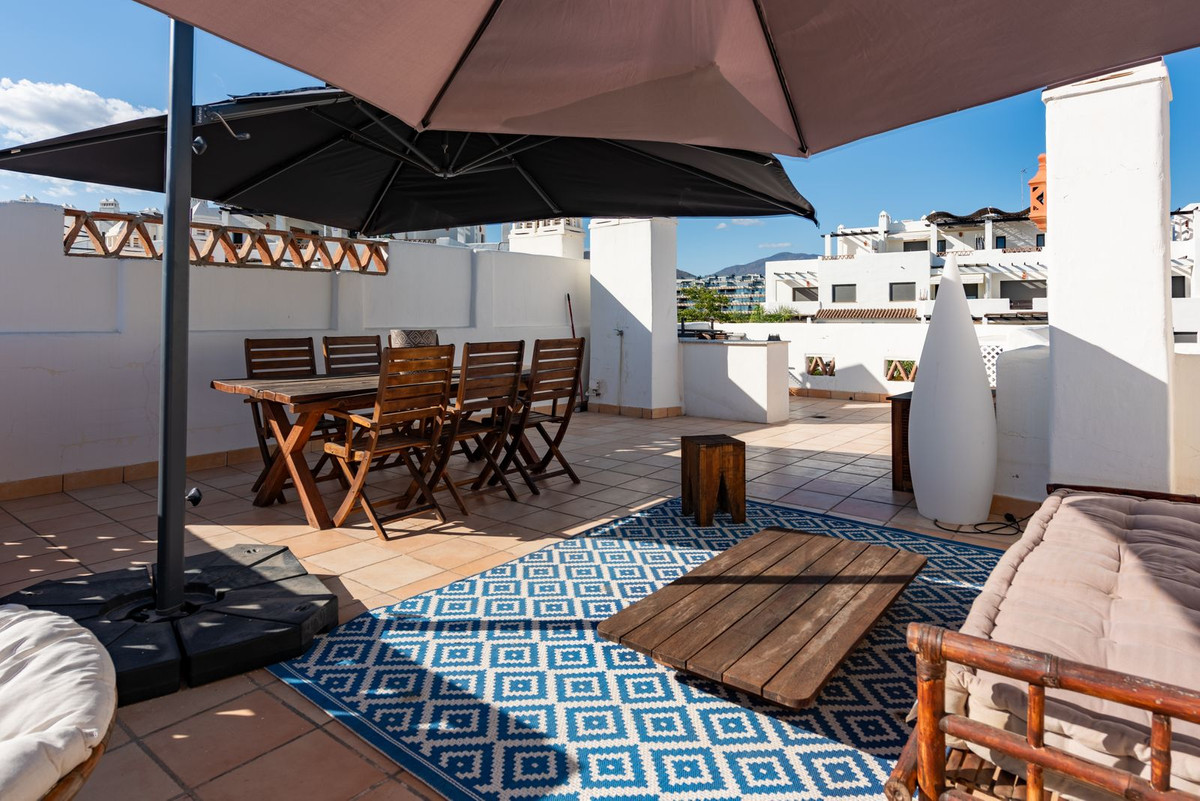 3 Bed Townhouse for sale in Estepona Costa Del Sol, Málaga, Spain