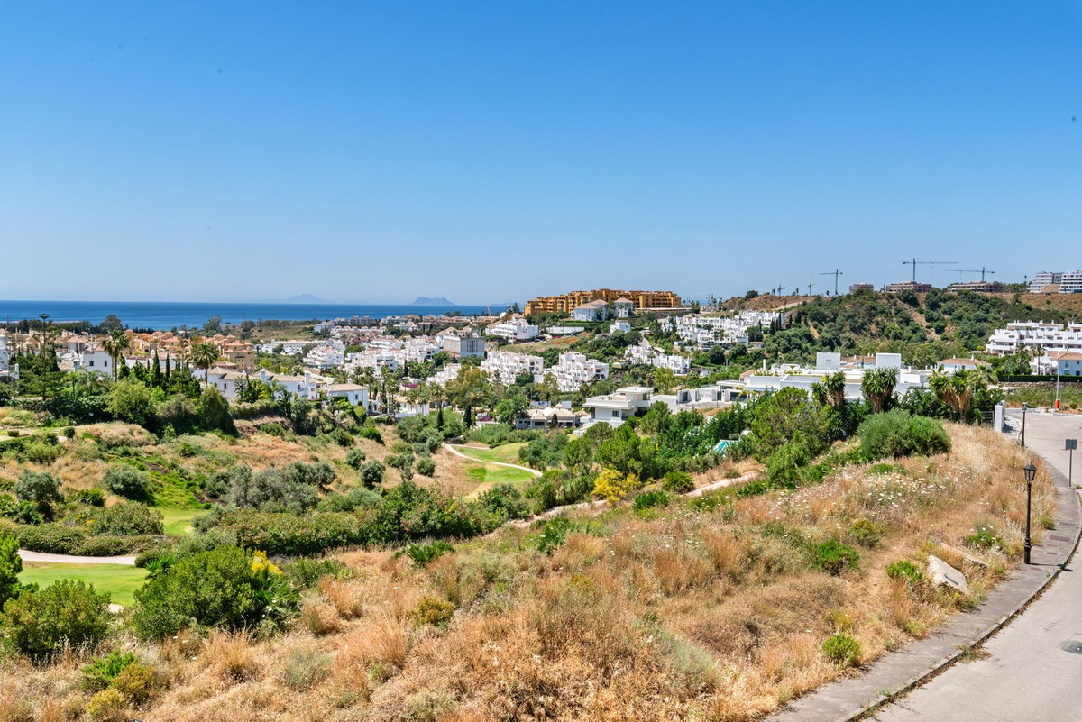 3 Bed Townhouse for sale in Estepona Costa Del Sol, Málaga, Spain