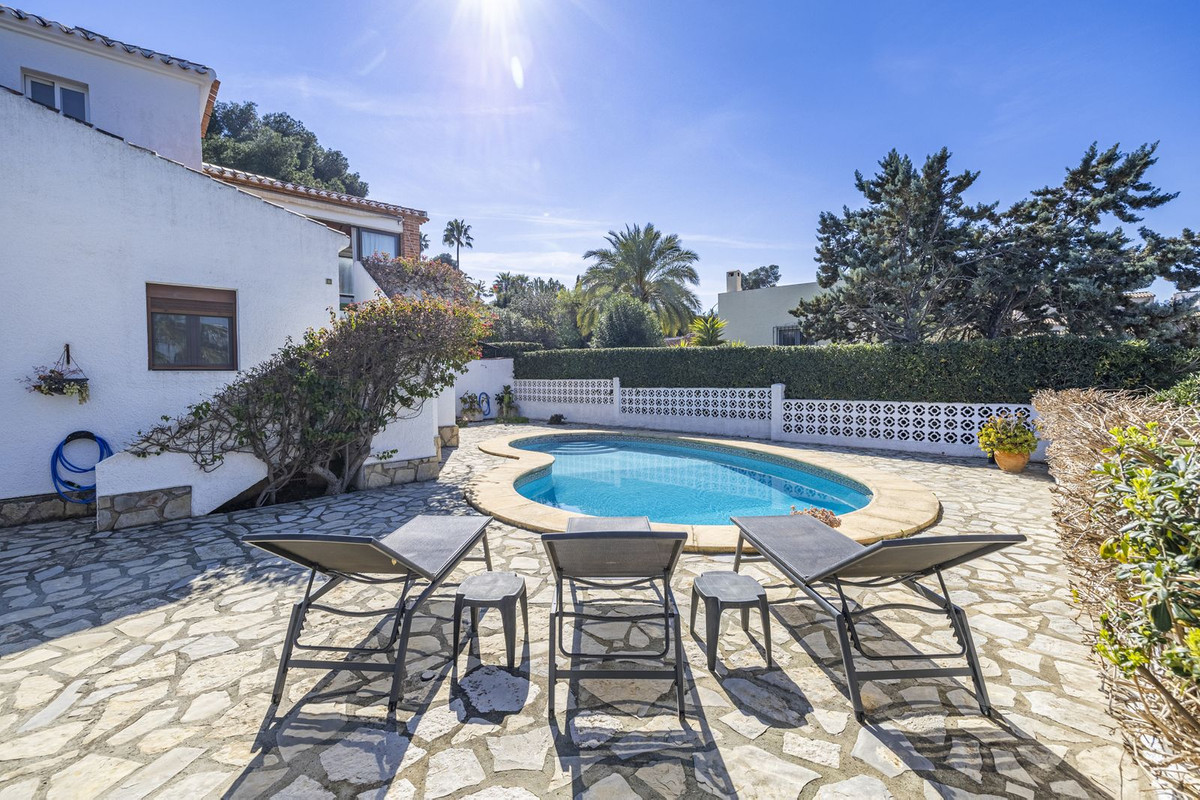 Se vende Villa - Chalet de 4 dormitorios en Costa Blanca, Alicante, España