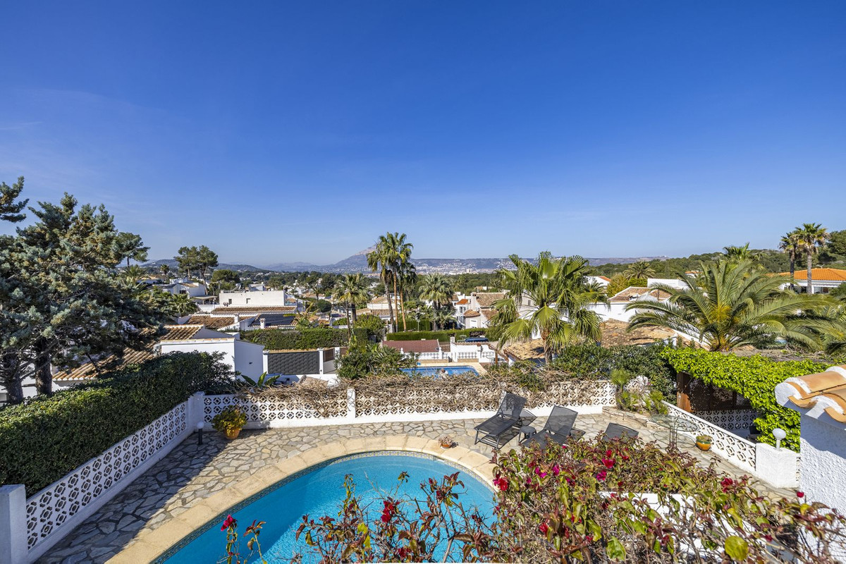 Se vende Villa - Chalet de 4 dormitorios en Costa Blanca, Alicante, España