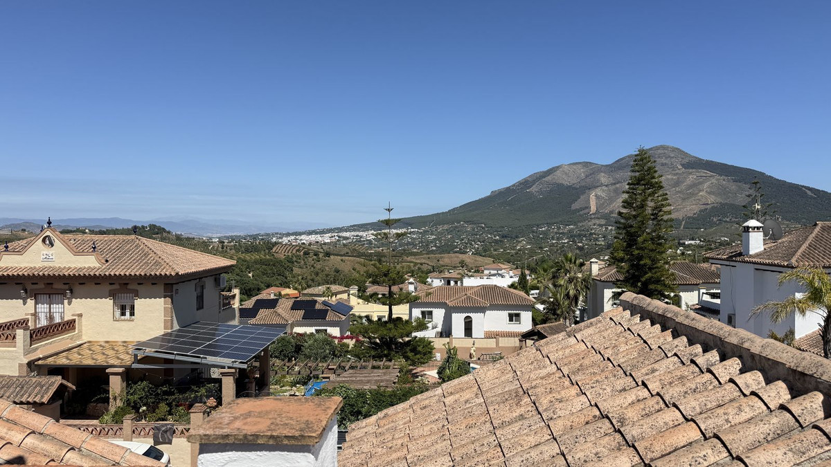 Se vende Villa - Chalet de 3 dormitorios en Costa Del Sol, Málaga, España