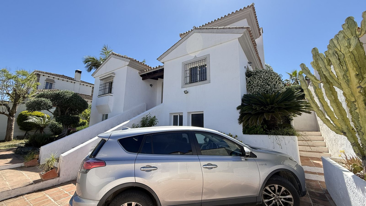 Se vende Villa - Chalet de 3 dormitorios en Costa Del Sol, Málaga, España