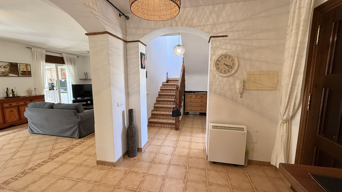 Se vende Villa - Chalet de 3 dormitorios en Costa Del Sol, Málaga, España