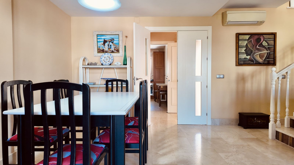 5 Bed Townhouse for sale in Torremolinos Costa Del Sol, Málaga, Spain