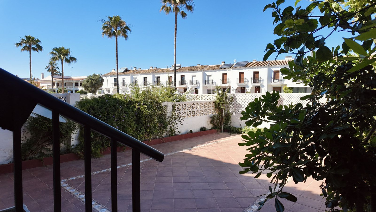 5 Bed Townhouse for sale in Torremolinos Costa Del Sol, Málaga, Spain
