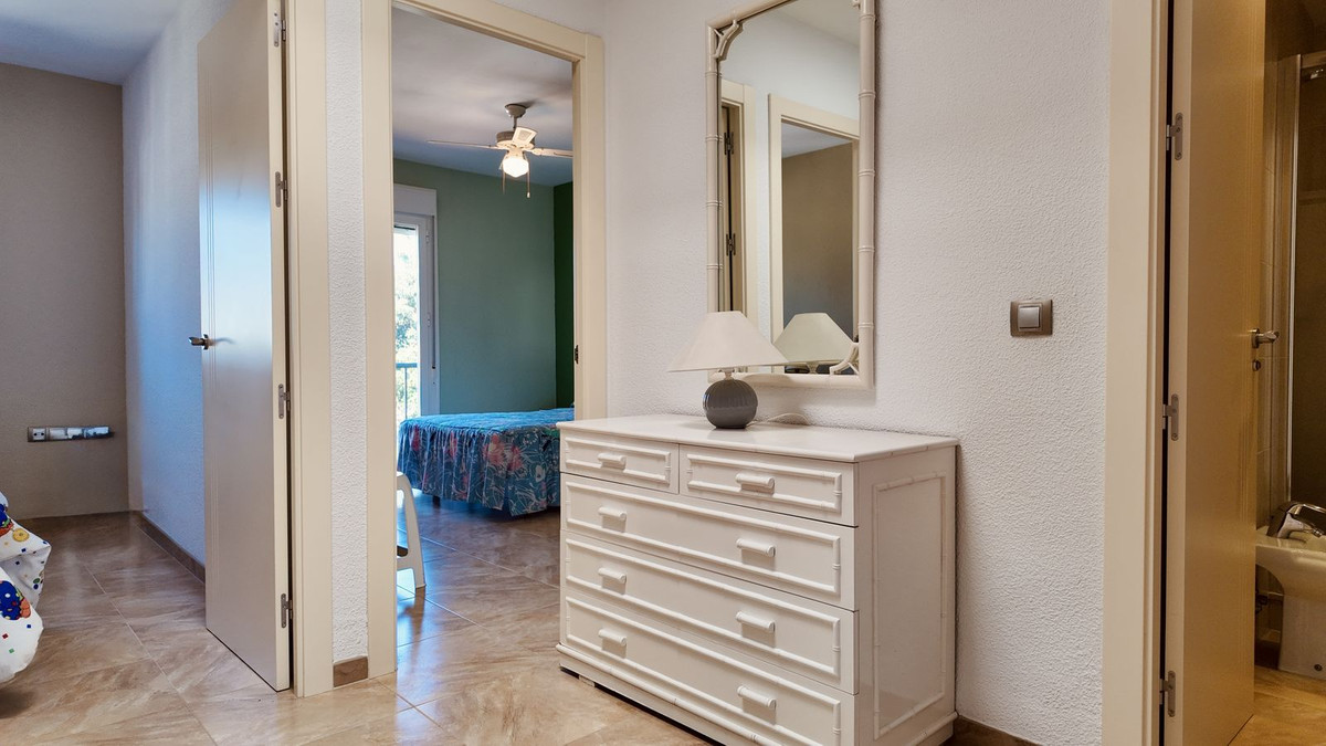 5 Bed Townhouse for sale in Torremolinos Costa Del Sol, Málaga, Spain