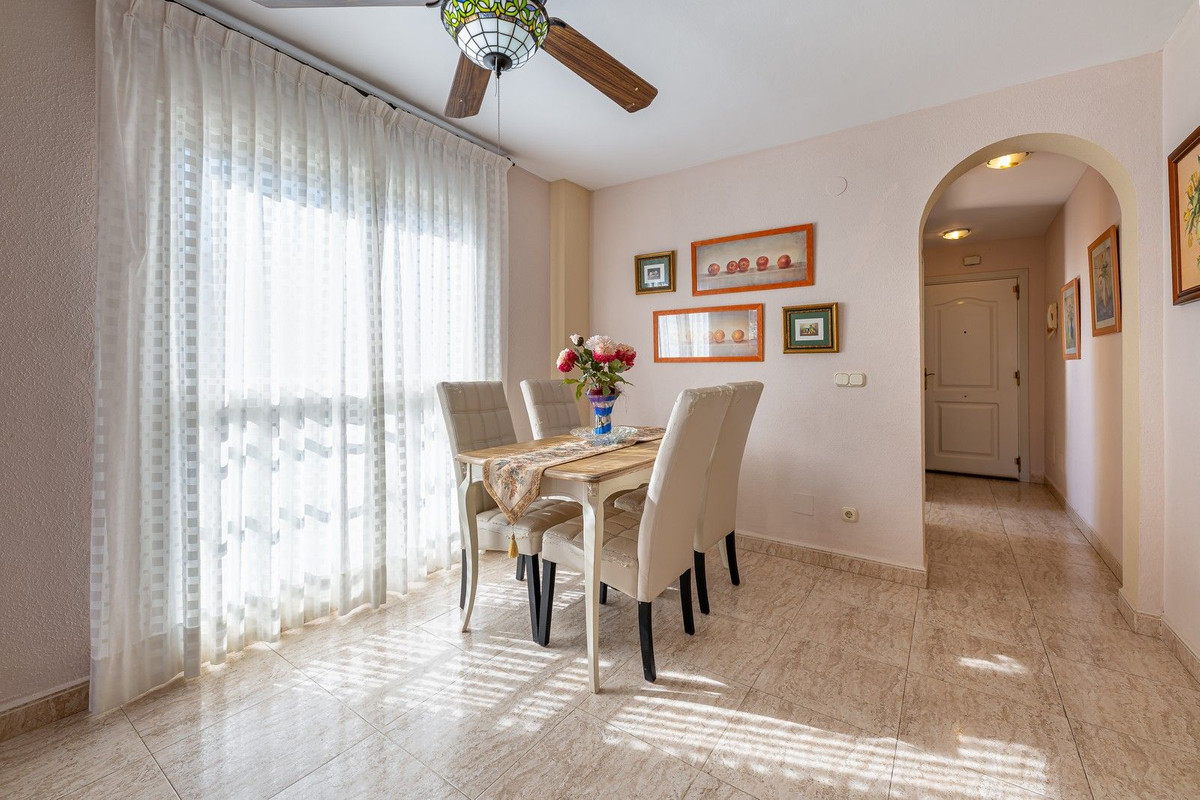 2 Bed Apartment for sale in Benalmadena Costa Costa Del Sol, Málaga, Spain