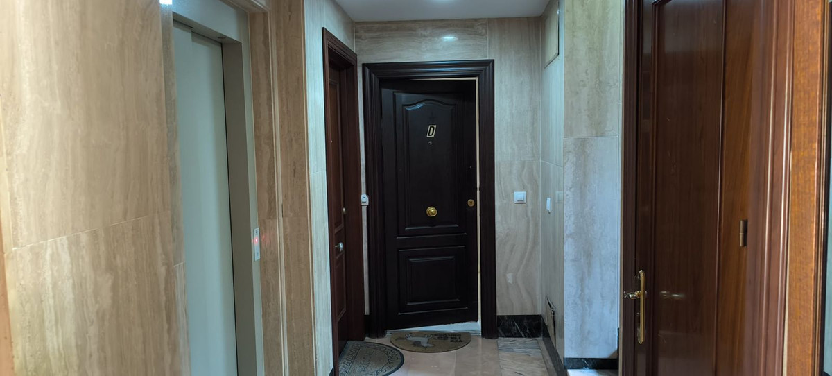 3 Bed Apartment for sale in Marbella Costa Del Sol, Málaga, Spain