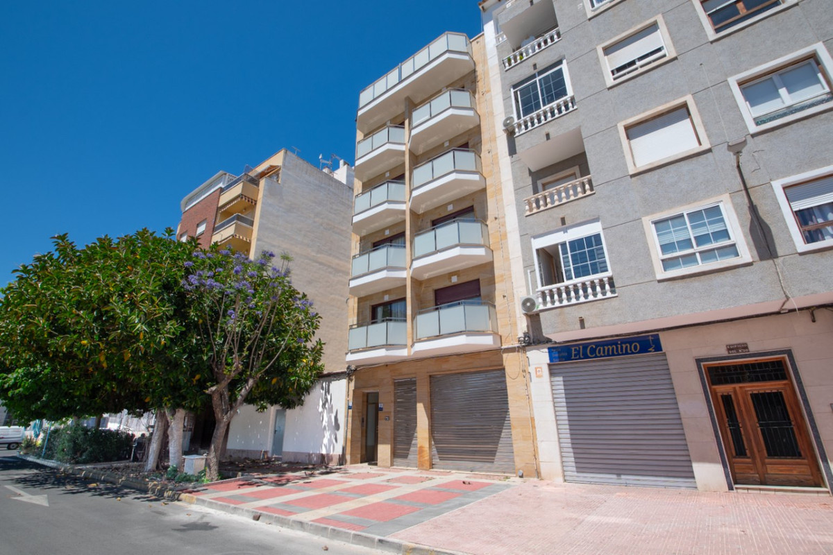 2 Bed Apartment for sale in Torrevieja Costa Blanca, Alicante, Spain