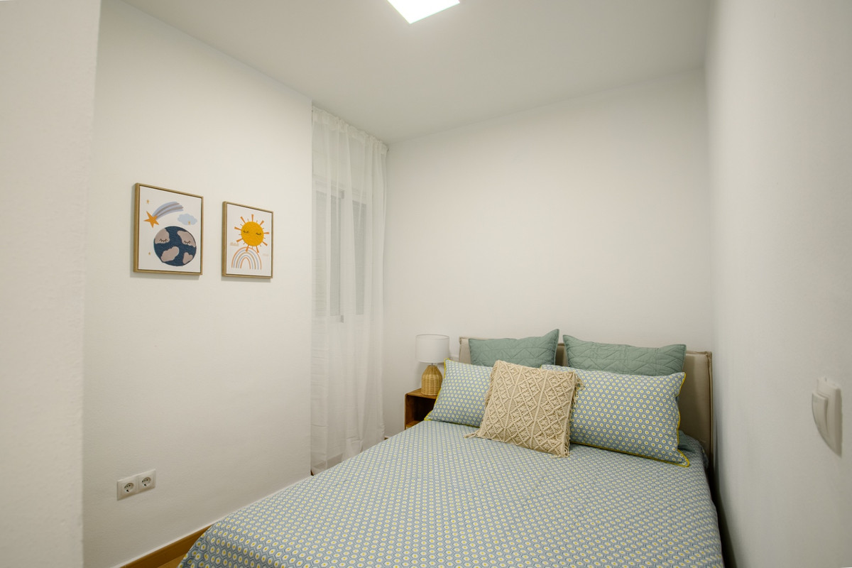Se vende Apartamento Planta Media de 2 dormitorios en Costa Blanca, Alicante, España
