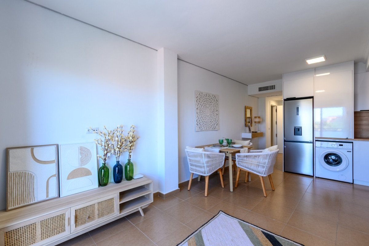 Se vende Apartamento Planta Media de 2 dormitorios en Costa Blanca, Alicante, España