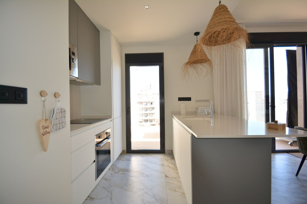 Se vende Ático de 2 dormitorios en Costa Blanca, Alicante, España