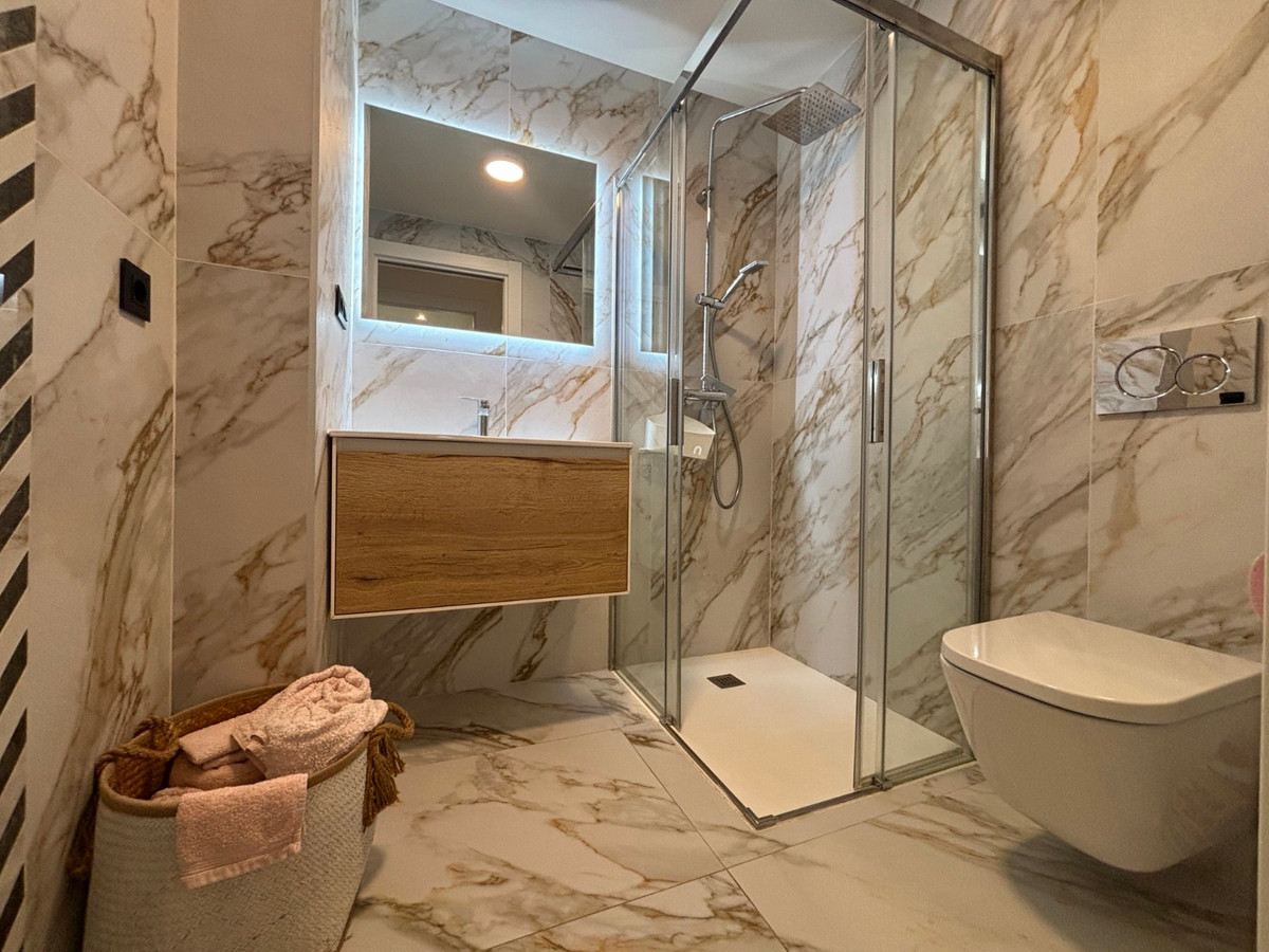 Se vende Ático de 2 dormitorios en Costa Blanca, Alicante, España