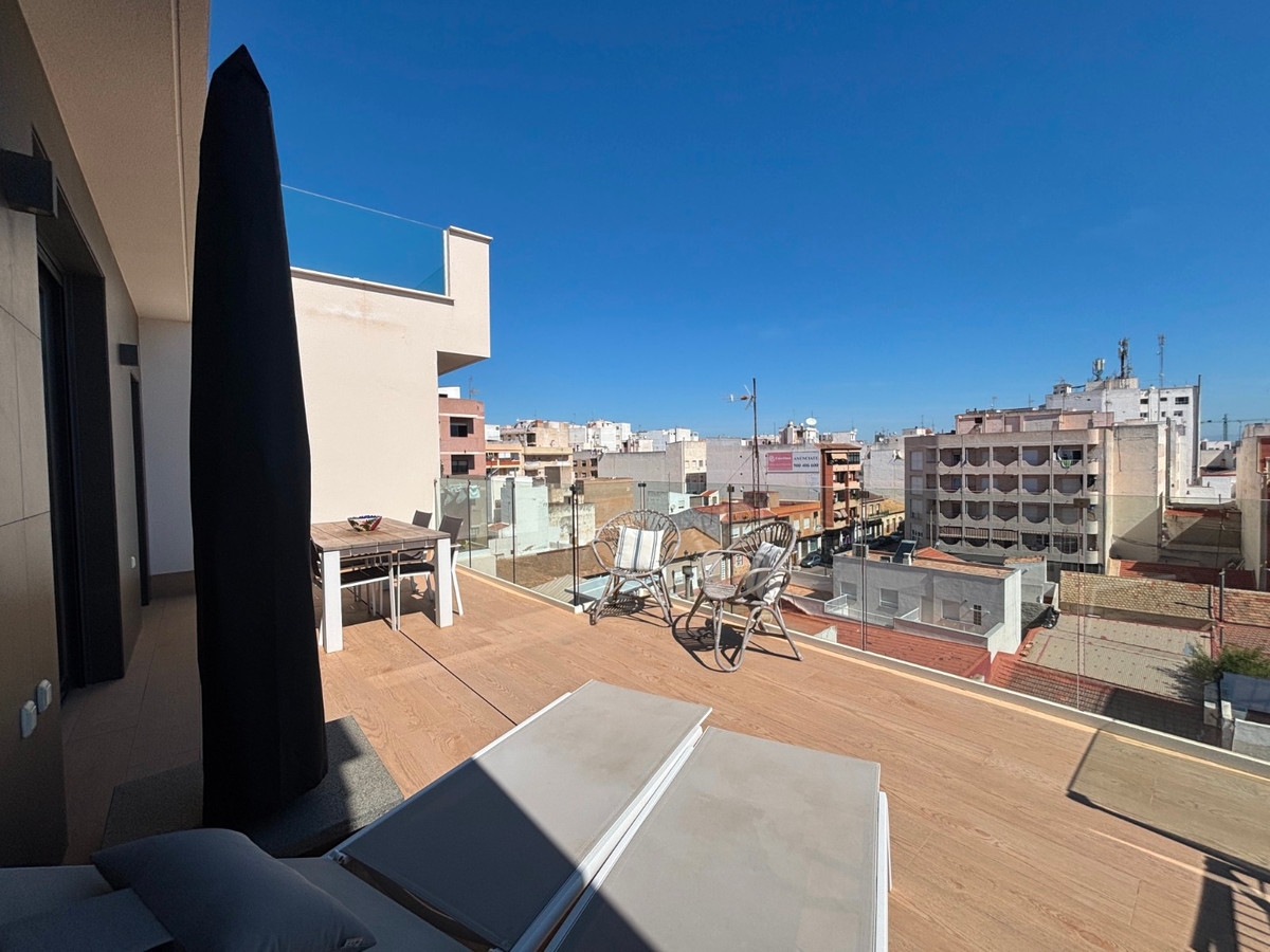 Se vende Ático de 2 dormitorios en Costa Blanca, Alicante, España