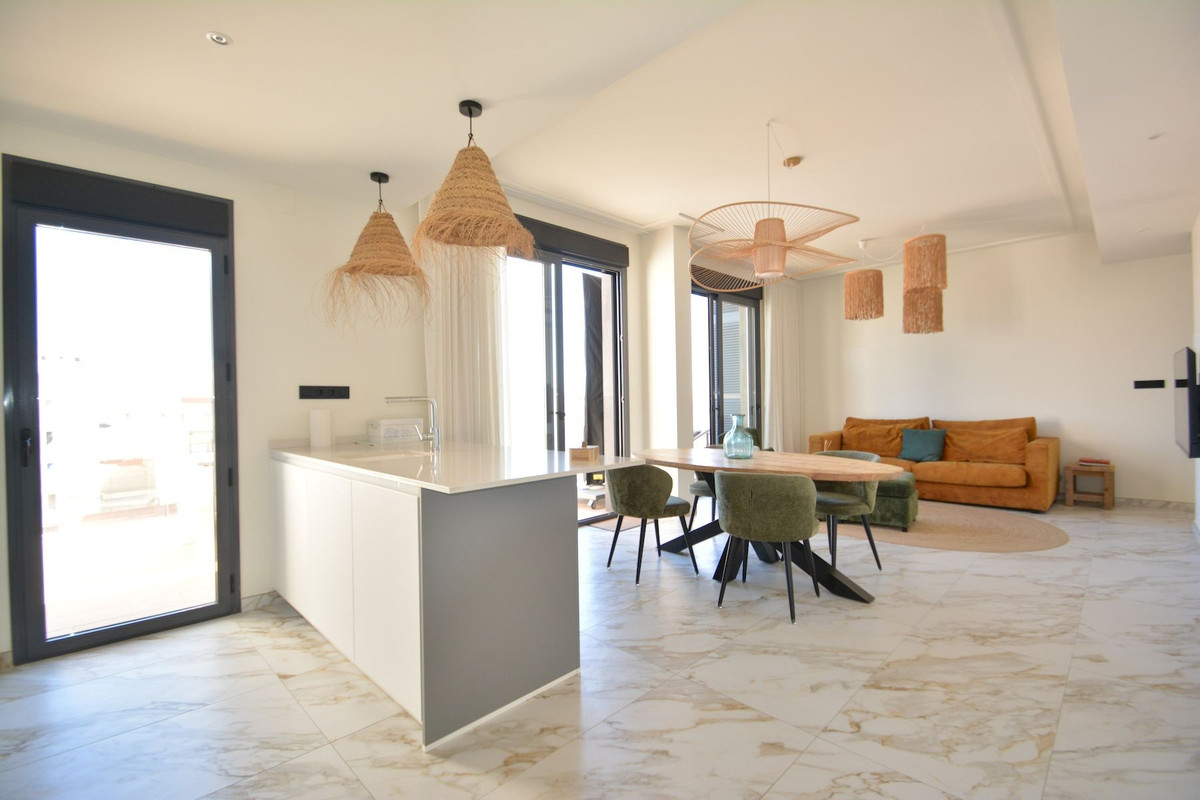 Se vende Ático de 2 dormitorios en Costa Blanca, Alicante, España