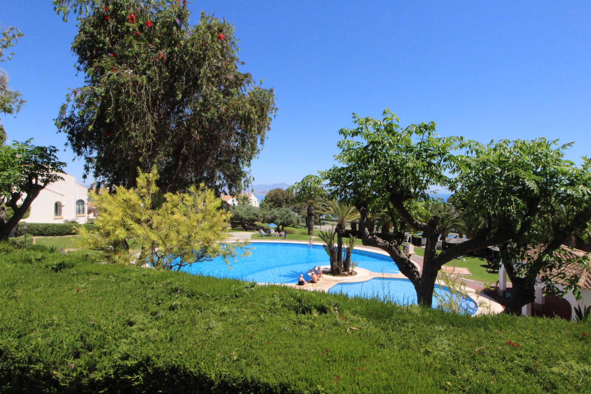 Se vende Adosada de 2 dormitorios en Costa Blanca, Alicante, España