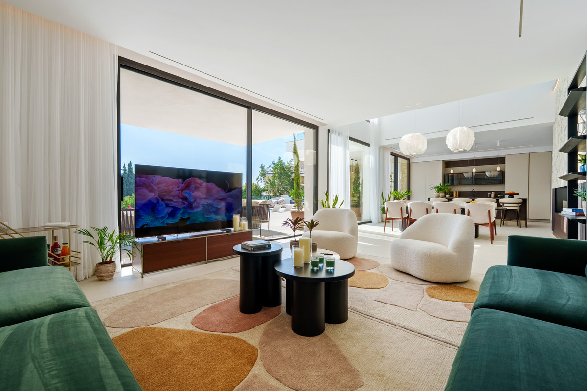 Se vende Villa - Chalet de 5 dormitorios en Costa Del Sol, Málaga, España