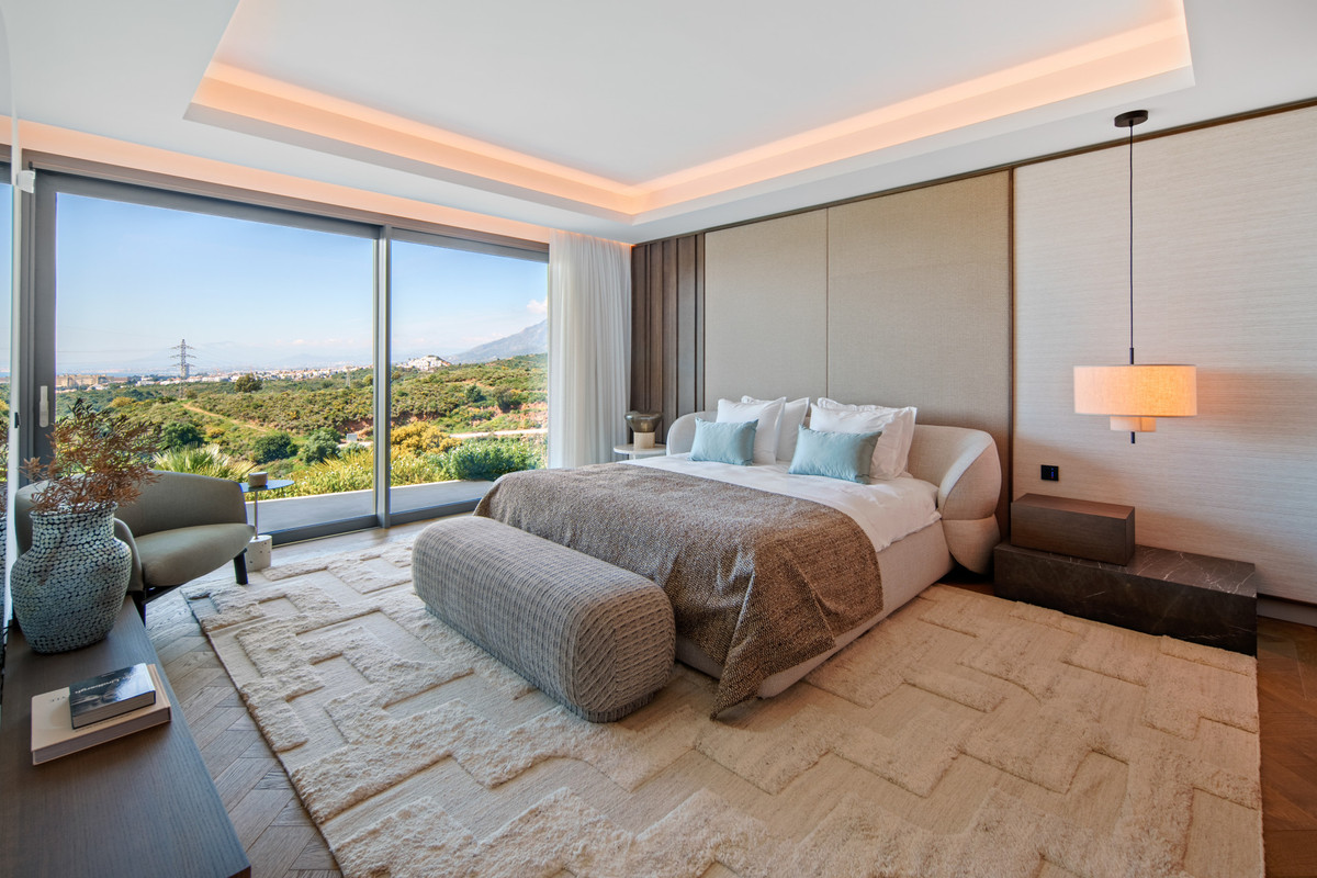 4 Bed Townhouse for sale in El Rosario Costa Del Sol, Málaga, Spain