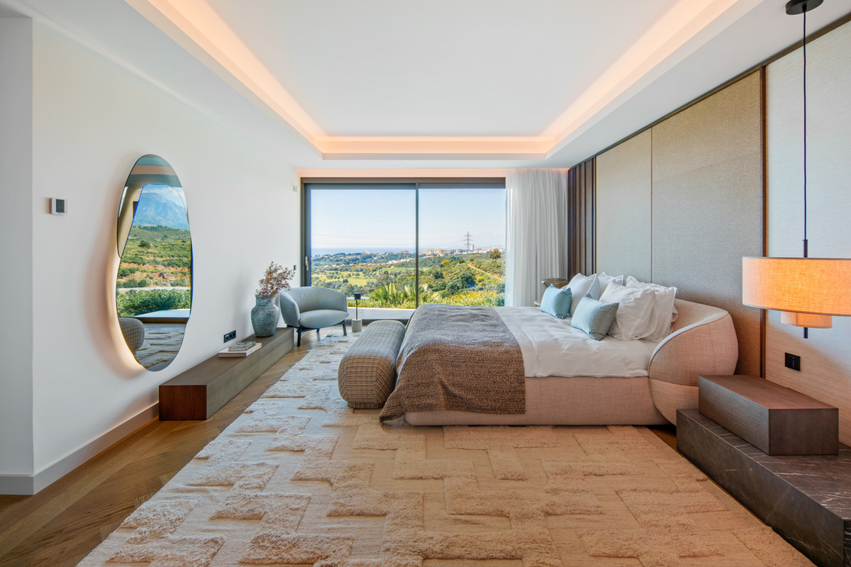 4 Bed Townhouse for sale in El Rosario Costa Del Sol, Málaga, Spain