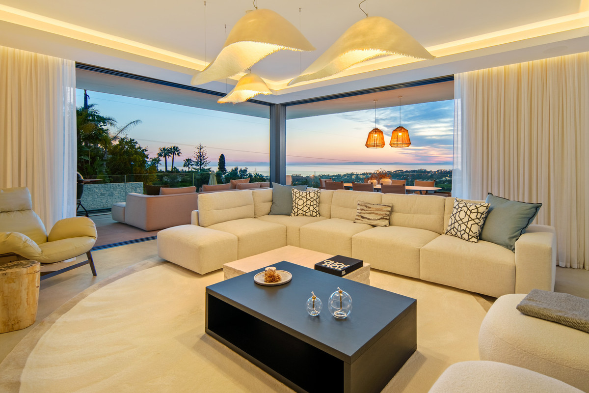 4 Bed Townhouse for sale in El Rosario Costa Del Sol, Málaga, Spain