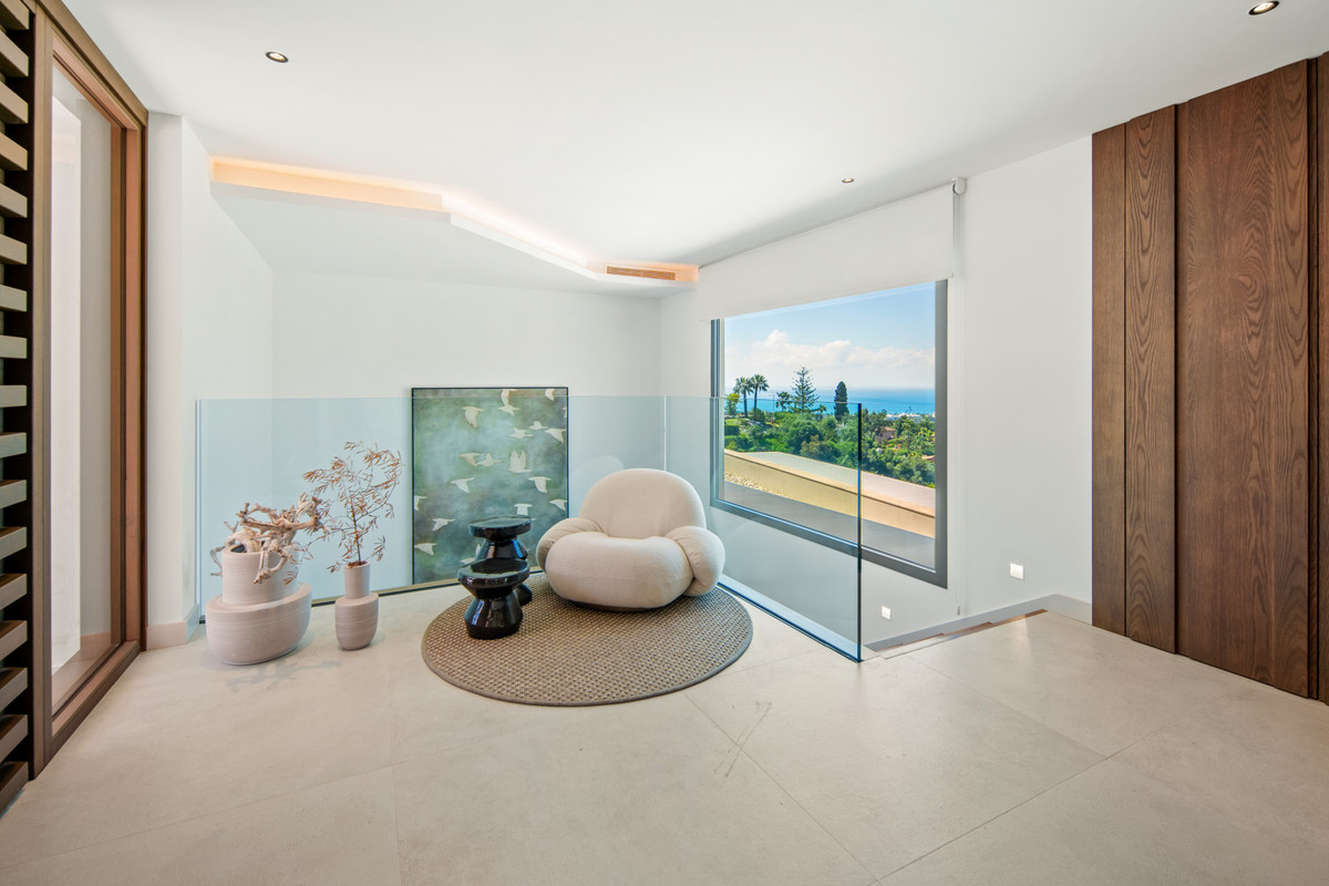 4 Bed Townhouse for sale in El Rosario Costa Del Sol, Málaga, Spain
