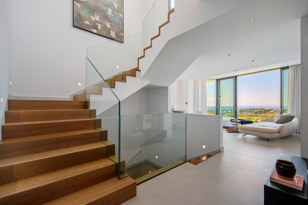 4 Bed Townhouse for sale in El Rosario Costa Del Sol, Málaga, Spain